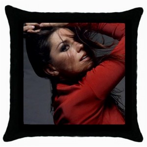 http://www.starsonstuff.com/11296-thickbox/shania-twain-cushion-cover.jpg