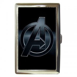 http://www.starsonstuff.com/11318-thickbox/the-avengers-cigarette-money-case.jpg