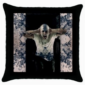 http://www.starsonstuff.com/11405-thickbox/marco-carolo-cushion-cover.jpg