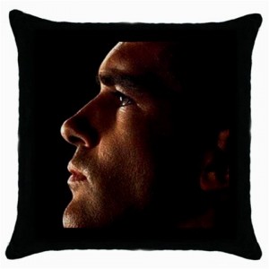http://www.starsonstuff.com/11413-thickbox/antonio-banderas-cushion-cover.jpg