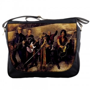 http://www.starsonstuff.com/11517-thickbox/aerosmith-messenger-bag.jpg