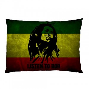 http://www.starsonstuff.com/12705-thickbox/bob-marley-story-pillow-case.jpg
