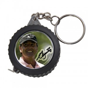 http://www.starsonstuff.com/1335-1654-thickbox/seve-ballesteros-signature-measuring-tape-keyring.jpg