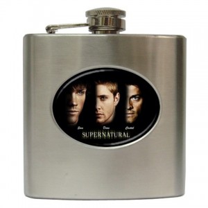 http://www.starsonstuff.com/1367-1681-thickbox/supernatural-6oz-hip-flask.jpg