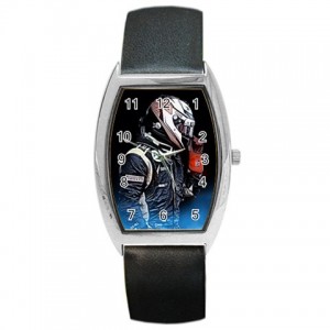 http://www.starsonstuff.com/13724-thickbox/kimi-raikkonen-high-quality-barrel-style-watch.jpg