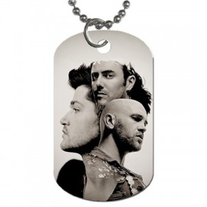 http://www.starsonstuff.com/14796-thickbox/the-script-danny-o-donoghue-double-sided-dog-tag-necklace.jpg
