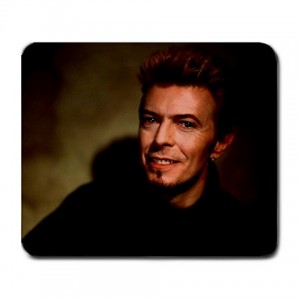 http://www.starsonstuff.com/1487-1797-thickbox/david-bowie-large-mousemat.jpg