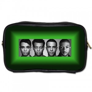 http://www.starsonstuff.com/15169-thickbox/jls-toiletries-bag.jpg