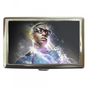 http://www.starsonstuff.com/1530-1839-thickbox/tinie-tempah-cigarette-money-case.jpg