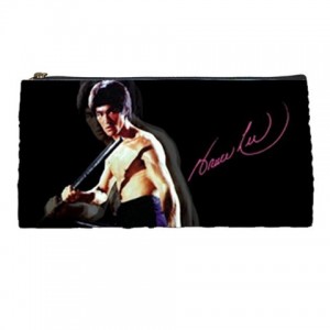 http://www.starsonstuff.com/1539-1848-thickbox/bruce-lee-signature-high-quality-pencil-case.jpg