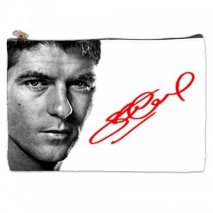 http://www.starsonstuff.com/1577-1883-thickbox/steven-gerrard-signature-cosmetic-bag.jpg