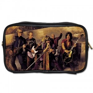 http://www.starsonstuff.com/15781-thickbox/aerosmith-toiletries-bag.jpg