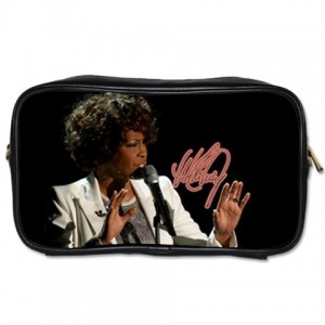 http://www.starsonstuff.com/15789-thickbox/whitney-houston-toiletries-bag.jpg