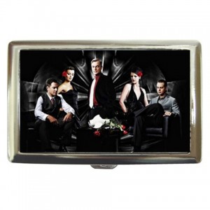 http://www.starsonstuff.com/15825-thickbox/ncis-cigarette-money-case.jpg