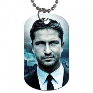 http://www.starsonstuff.com/15874-thickbox/gerard-butler-double-sided-dog-tag-necklace.jpg