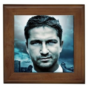 http://www.starsonstuff.com/15893-thickbox/gerard-butler-framed-tile.jpg