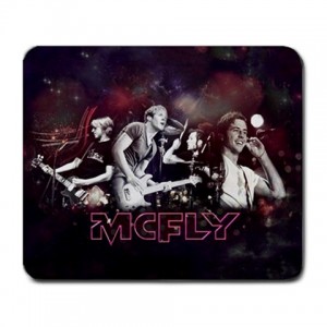 http://www.starsonstuff.com/15930-thickbox/mcfly-large-mousemat.jpg