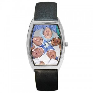 http://www.starsonstuff.com/16145-thickbox/scrubs-high-quality-barrel-style-watch.jpg