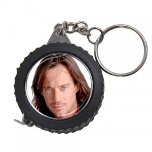 http://www.starsonstuff.com/1645-2009-thickbox/kevin-sorbo-measuring-tape-keyring.jpg