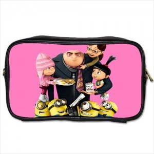 http://www.starsonstuff.com/16584-thickbox/despicable-me-toiletries-bag.jpg