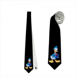 http://www.starsonstuff.com/17661-thickbox/disney-donald-duck-necktie.jpg