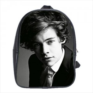 http://www.starsonstuff.com/17727-thickbox/one-direction-harry-school-bag-medium.jpg