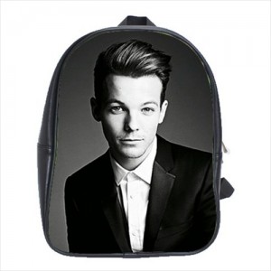 http://www.starsonstuff.com/17739-thickbox/one-direction-louis-school-bag-medium.jpg