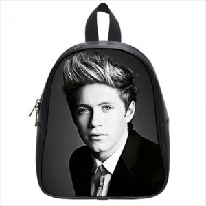 http://www.starsonstuff.com/17744-thickbox/one-direction-niall-school-bag-small.jpg