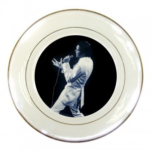 http://www.starsonstuff.com/1816-2180-thickbox/elvis-presley-porcelain-plate.jpg