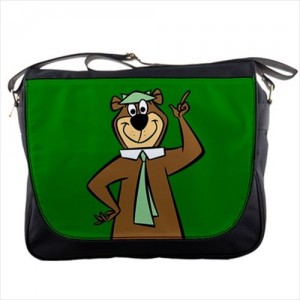 http://www.starsonstuff.com/19485-thickbox/yogi-bear-messenger-bag.jpg