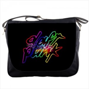 http://www.starsonstuff.com/19488-thickbox/daft-punk-messenger-bag.jpg