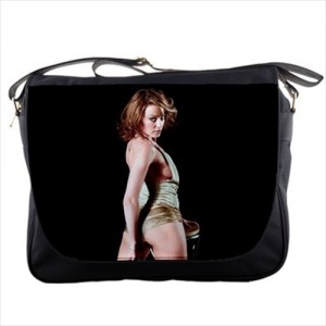 http://www.starsonstuff.com/19502-thickbox/kylie-minogue-messenger-bag.jpg