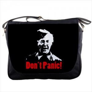 http://www.starsonstuff.com/19516-thickbox/dads-army-messenger-bag.jpg
