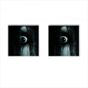 http://www.starsonstuff.com/19559-thickbox/the-grudge-cufflinks-square.jpg