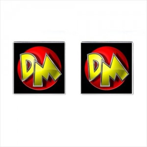 http://www.starsonstuff.com/19568-thickbox/danger-mouse-cufflinks-square.jpg
