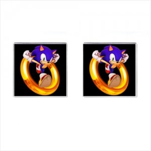 http://www.starsonstuff.com/19666-thickbox/sonic-the-hedgehog-cufflinks-square.jpg