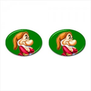 http://www.starsonstuff.com/19771-thickbox/snow-white-and-the-seven-dwarfs-grumpy-cufflinks-oval.jpg