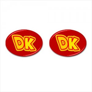 http://www.starsonstuff.com/19782-thickbox/donkey-kong-cufflinks-oval.jpg