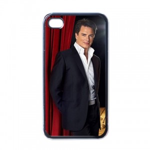 http://www.starsonstuff.com/2024-2452-thickbox/john-barrowman-apple-iphone-4-4s-ios-5-case.jpg