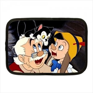 http://www.starsonstuff.com/20334-thickbox/disney-pinocchio-10-netbook-laptop-case.jpg