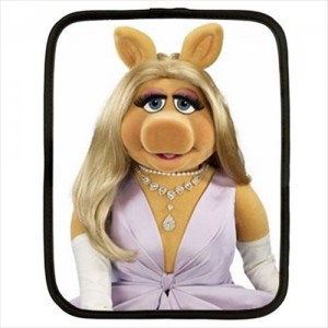 http://www.starsonstuff.com/20488-thickbox/the-muppets-miss-piggy-13-netbook-laptop-case.jpg