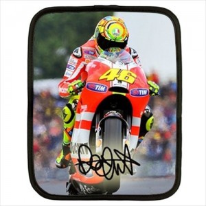 http://www.starsonstuff.com/20562-thickbox/valentino-rossi-15-netbook-laptop-case.jpg