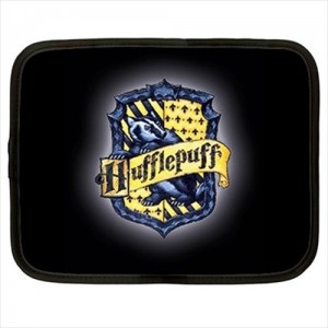 http://www.starsonstuff.com/20604-thickbox/harry-potter-hufflepuff-15-netbook-laptop-case.jpg