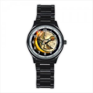 http://www.starsonstuff.com/21067-thickbox/game-of-thrones-arryn-mens-black-stainless-steel-round-watch.jpg