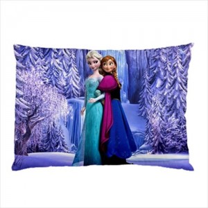 http://www.starsonstuff.com/21361-thickbox/disney-frozen-elsa-and-anna-pillow-case.jpg