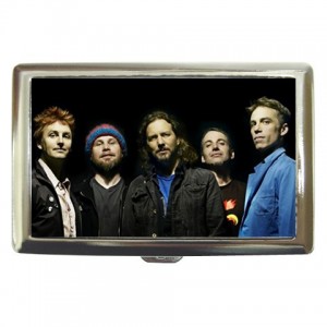 http://www.starsonstuff.com/2145-2564-thickbox/pearl-jam-cigarette-money-case.jpg