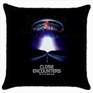http://www.starsonstuff.com/21741-thickbox/close-encounters-of-the-third-kind-cushion-cover.jpg