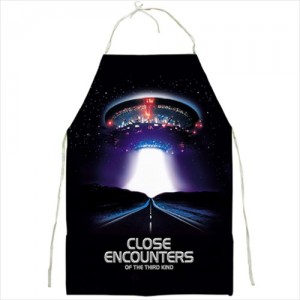 http://www.starsonstuff.com/21854-thickbox/close-encounters-of-the-third-kind-bbq-kitchen-apron.jpg