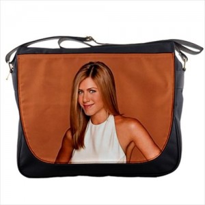 http://www.starsonstuff.com/21982-thickbox/jennifer-aniston-messenger-bag.jpg