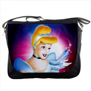 http://www.starsonstuff.com/21990-thickbox/disney-cinderella-messenger-bag.jpg